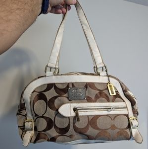 Coach Leather Purse - pre-owned